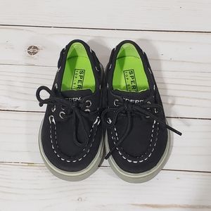 Kid's SPERRY Haylard Boat Shoes (size 6M)